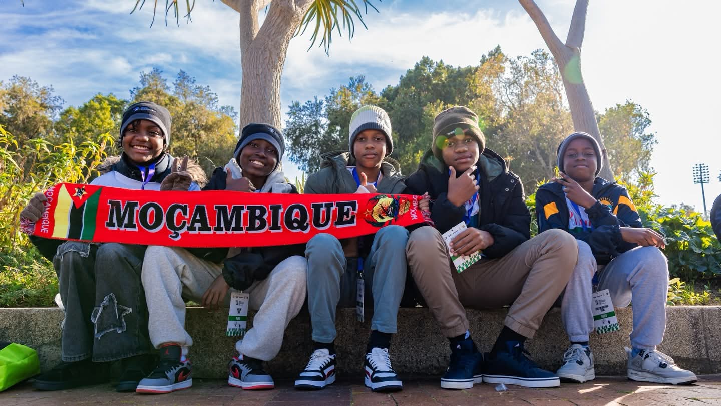 Representantes moçambicanos do Colégio Arca do Saber na fase africana do campeonato mundial escolar de xadrez