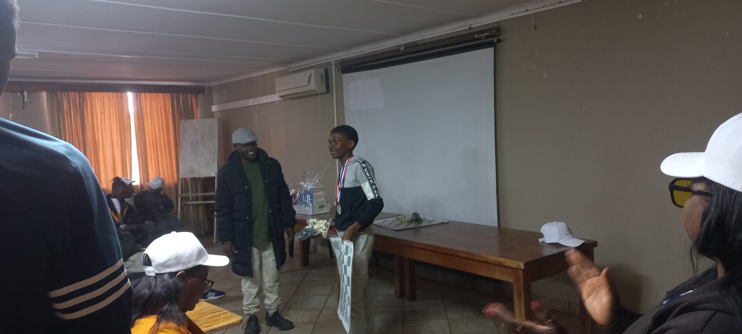 Thandolwethu Mthethwa, de Eswatini, campeão da categoria U14 do Trojan Horse Chess Open 2026