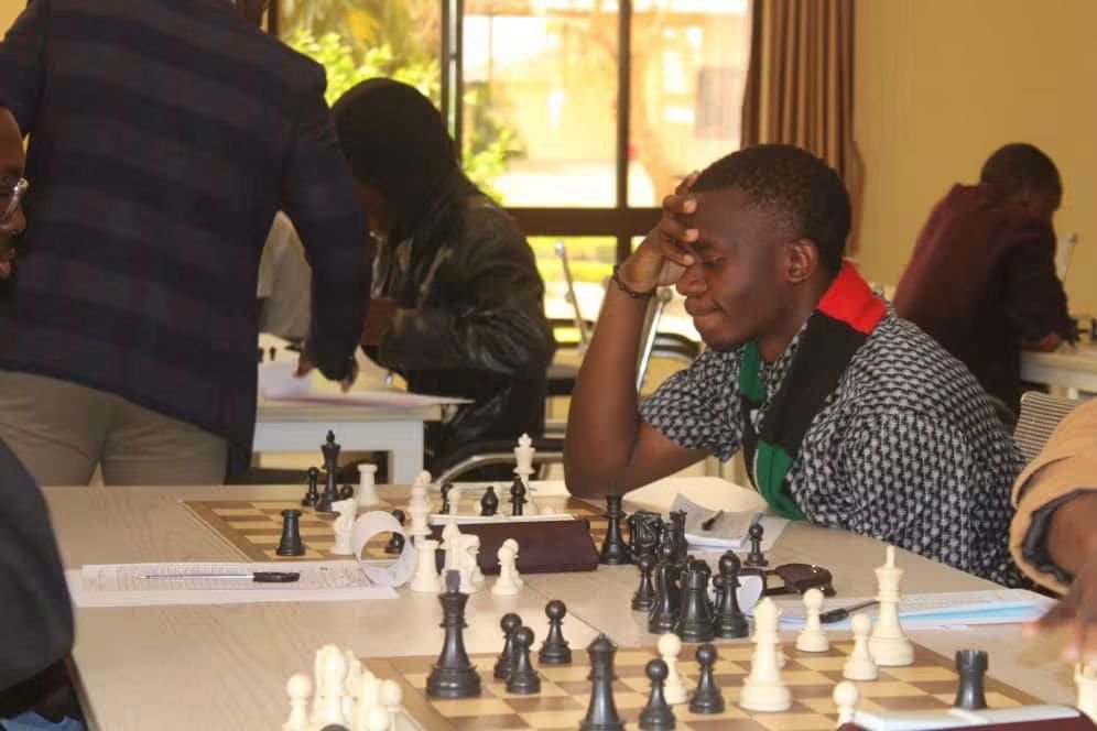 Ambiente das salas de jogo do Malawi Chess Championship 2026 no Linde Hotel, Mponela